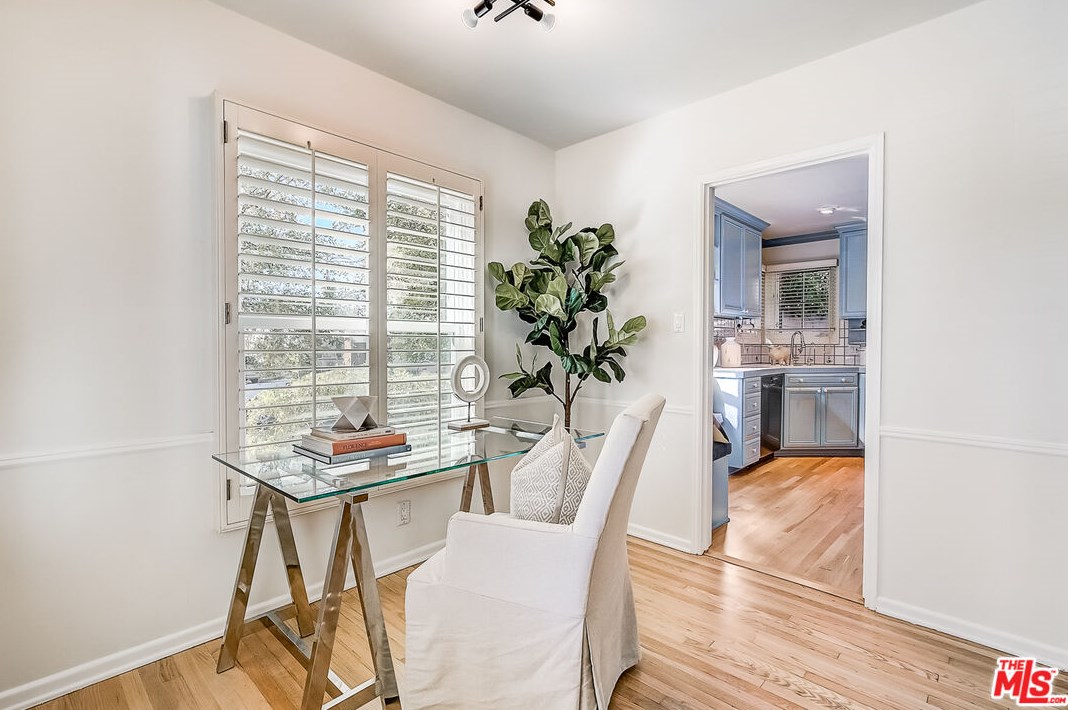 12627 Rose Ave, Los Angeles CA  90066-1519 exterior