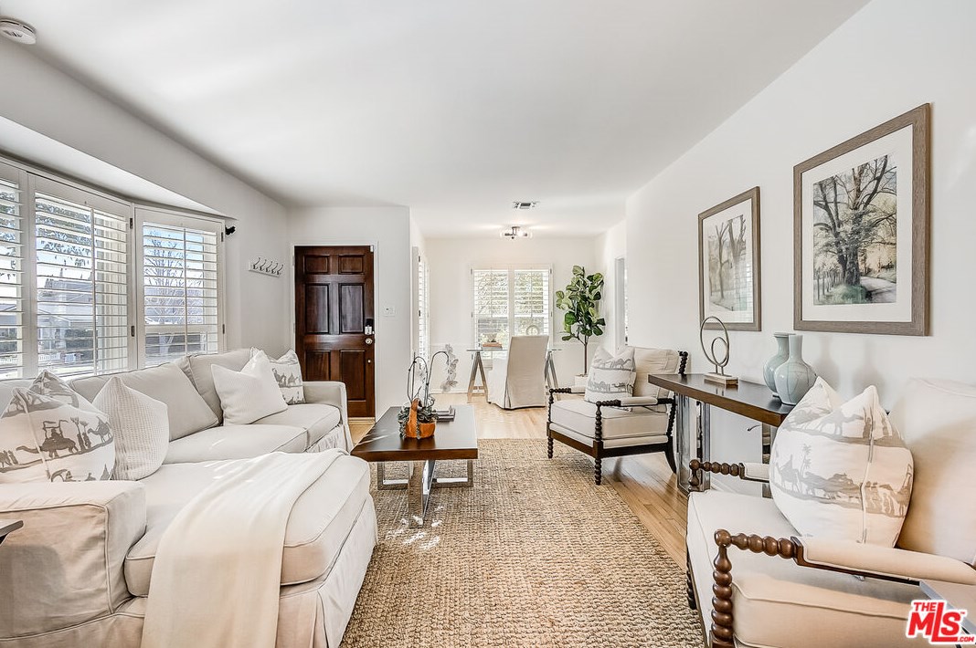 12627 Rose Ave, Los Angeles CA  90066-1519 exterior