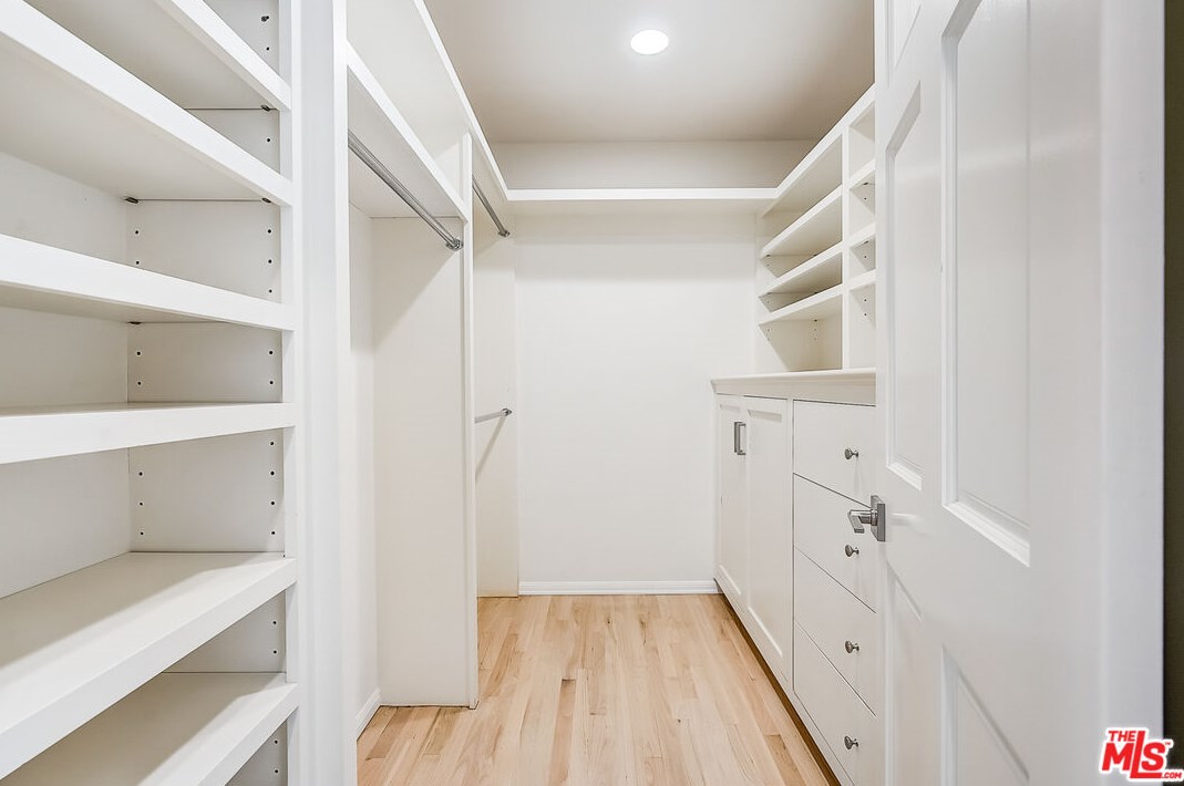 12627 Rose Ave, Los Angeles CA  90066-1519 exterior