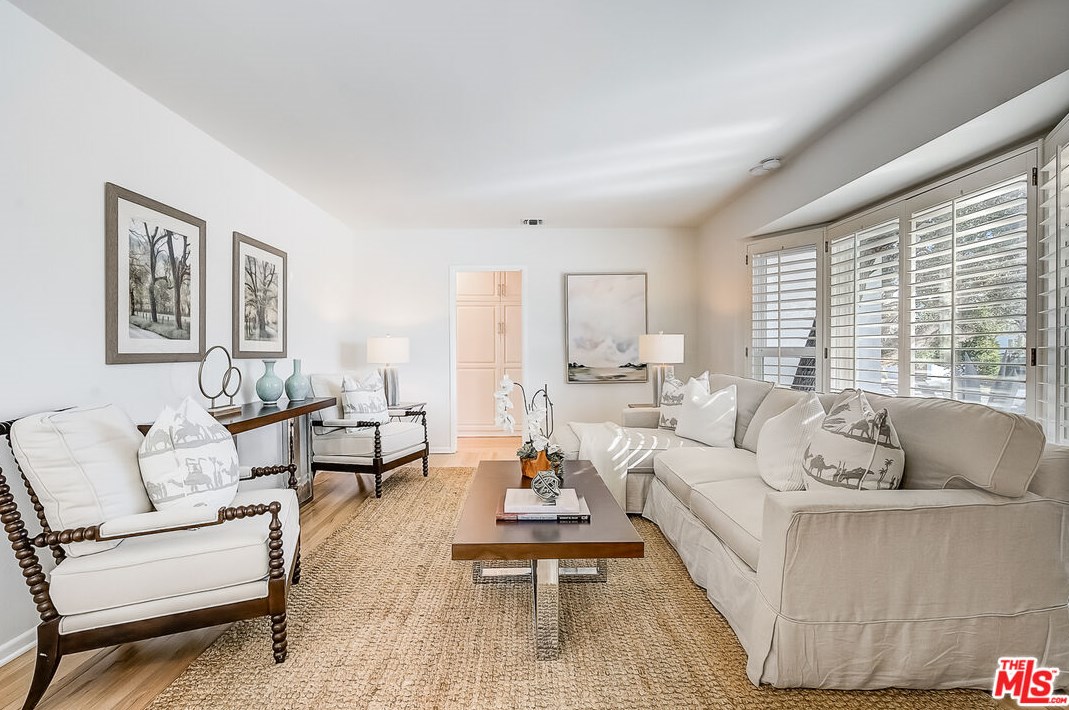 12627 Rose Ave, Los Angeles CA  90066-1519 exterior