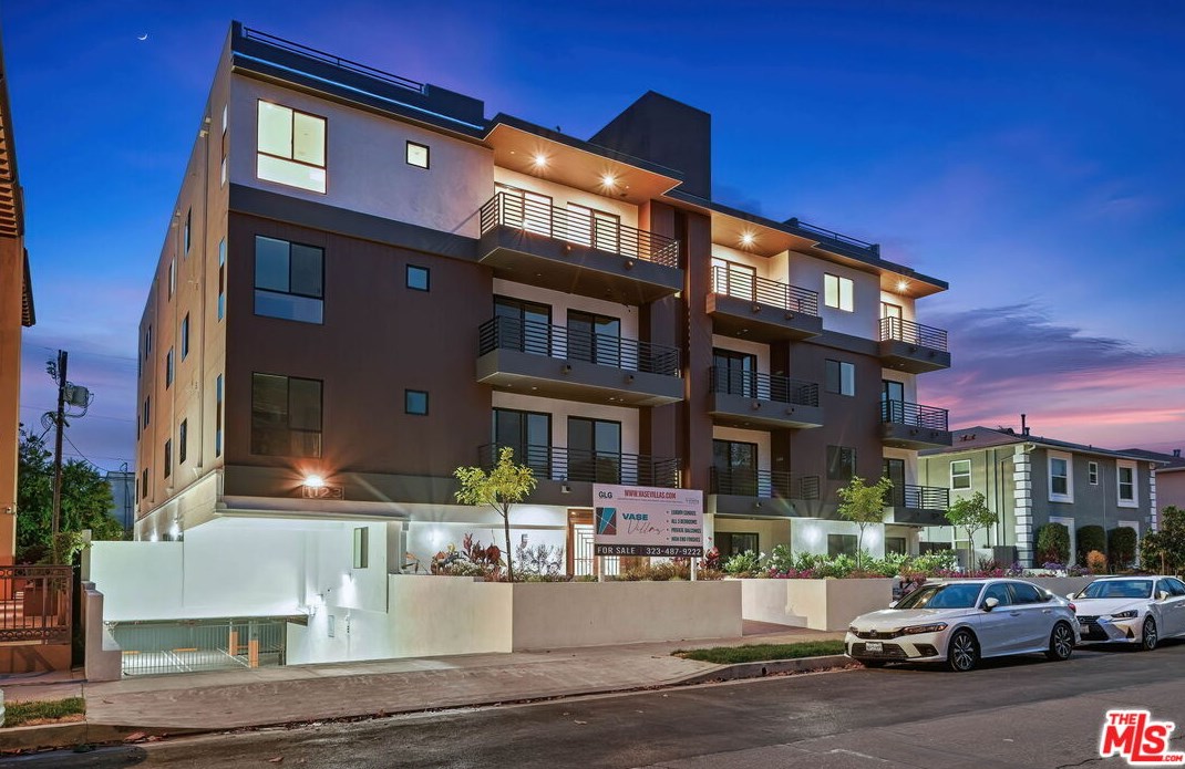 1123 Shenandoah St, Los Angeles CA  90035-2235 exterior
