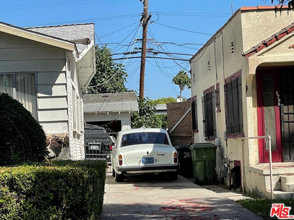 2652 Palm Grove Ave, Los Angeles CA  90016-1632 exterior