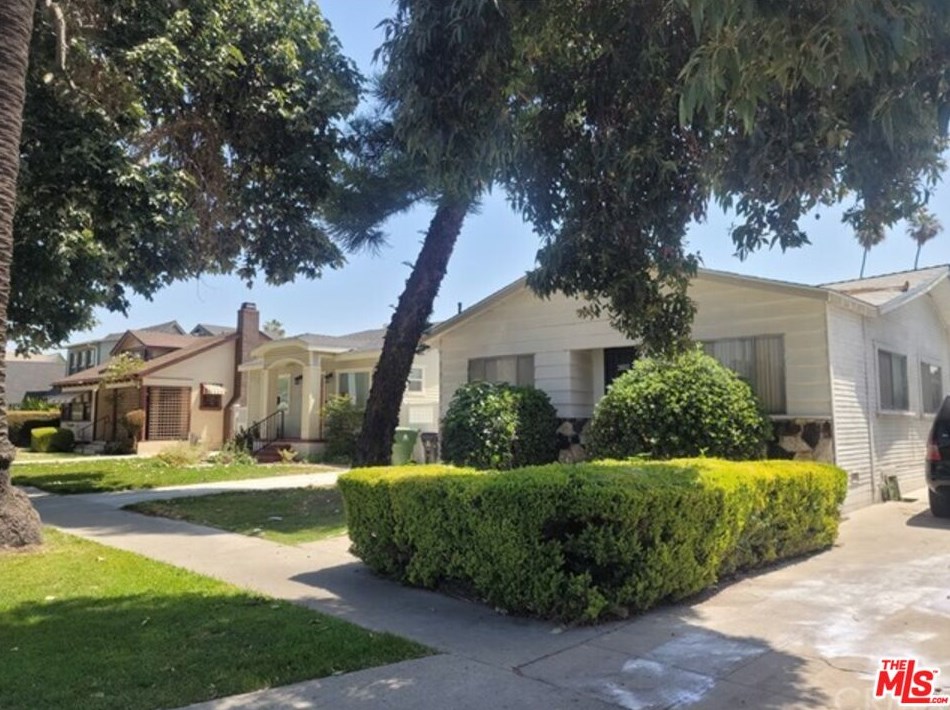 2652 Palm Grove Ave, Los Angeles CA  90016-1632 exterior