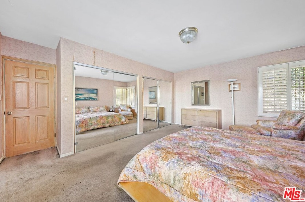 9337 Sawyer St, Los Angeles CA  90035-4101 exterior