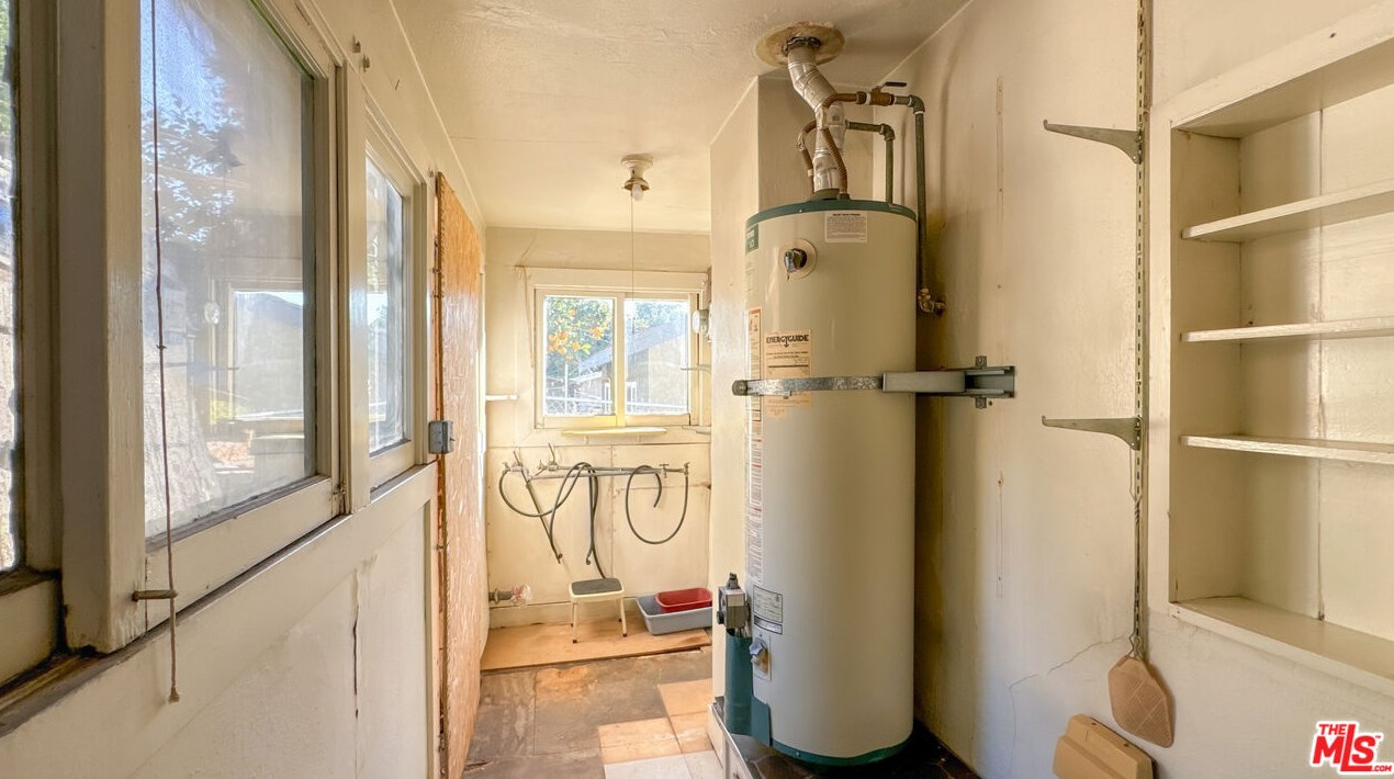 2612 Johnston St, Los Angeles CA  90031-2727 exterior