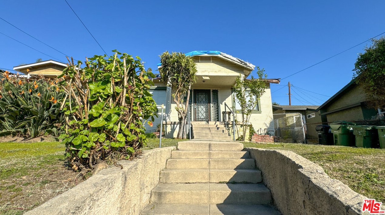 2612 Johnston St, Los Angeles CA  90031-2727 exterior