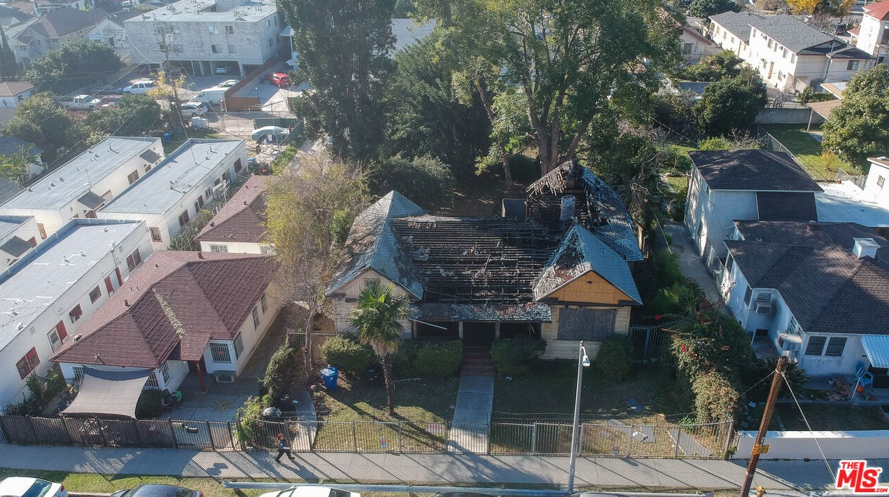 2621 Johnston St, Los Angeles CA  90031-2726 exterior