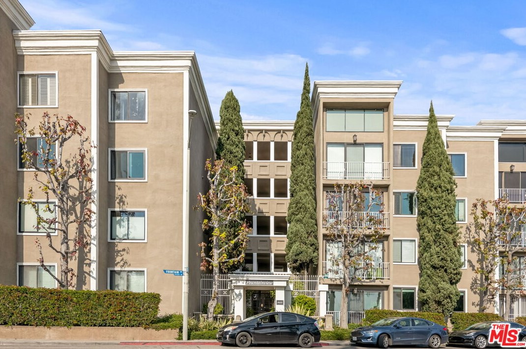 8455 Fountain Ave, Los Angeles CA  90069-2536 exterior