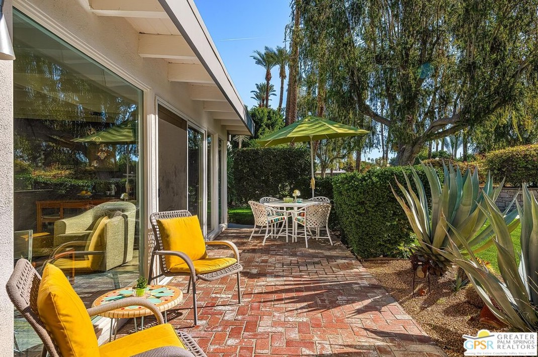 70417 Los Pueblos Way, Rancho Mirage CA  92270-2415 exterior