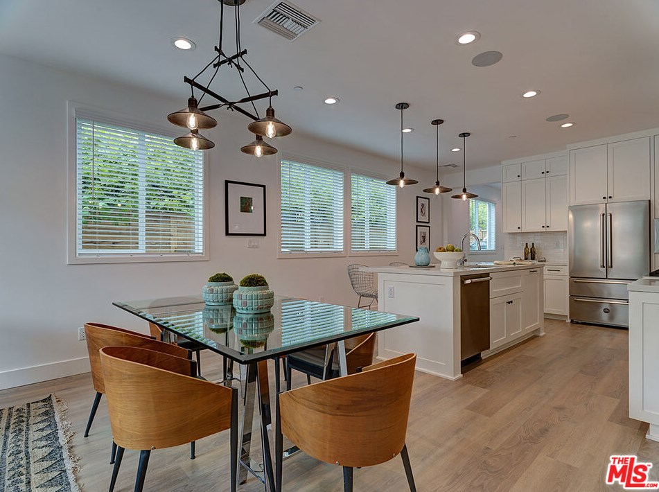 10513 Ayres Ave, Los Angeles CA  90064-3309 exterior