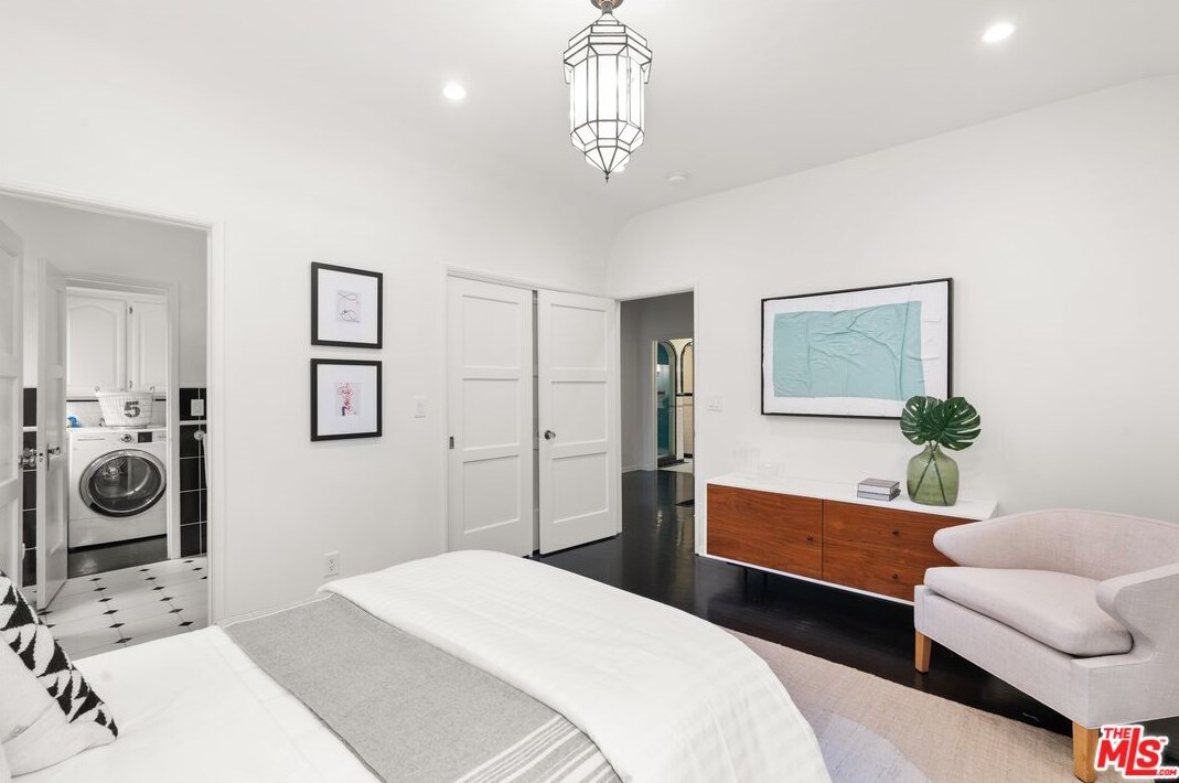 410 Harper Ave, Los Angeles CA  90048-2221 exterior