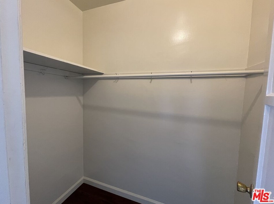 2150 62nd St, Los Angeles CA  90047-1341 exterior