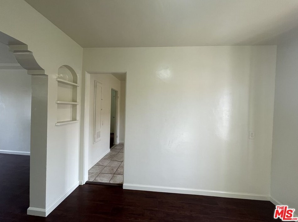 2150 62nd St, Los Angeles CA  90047-1341 exterior