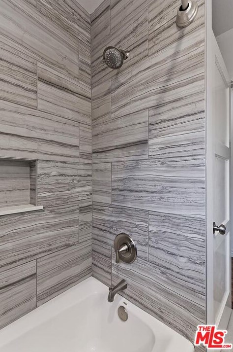 11455 Segrell Way, Los Angeles CA  90230-5357 exterior