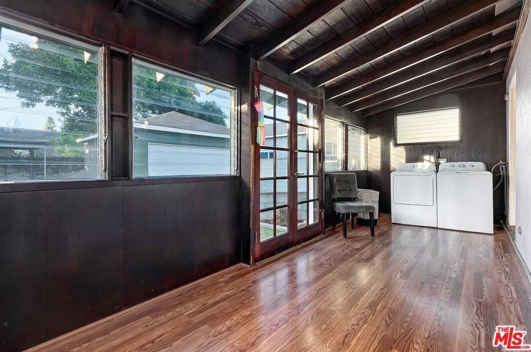 11455 Segrell Way, Los Angeles CA  90230-5357 exterior