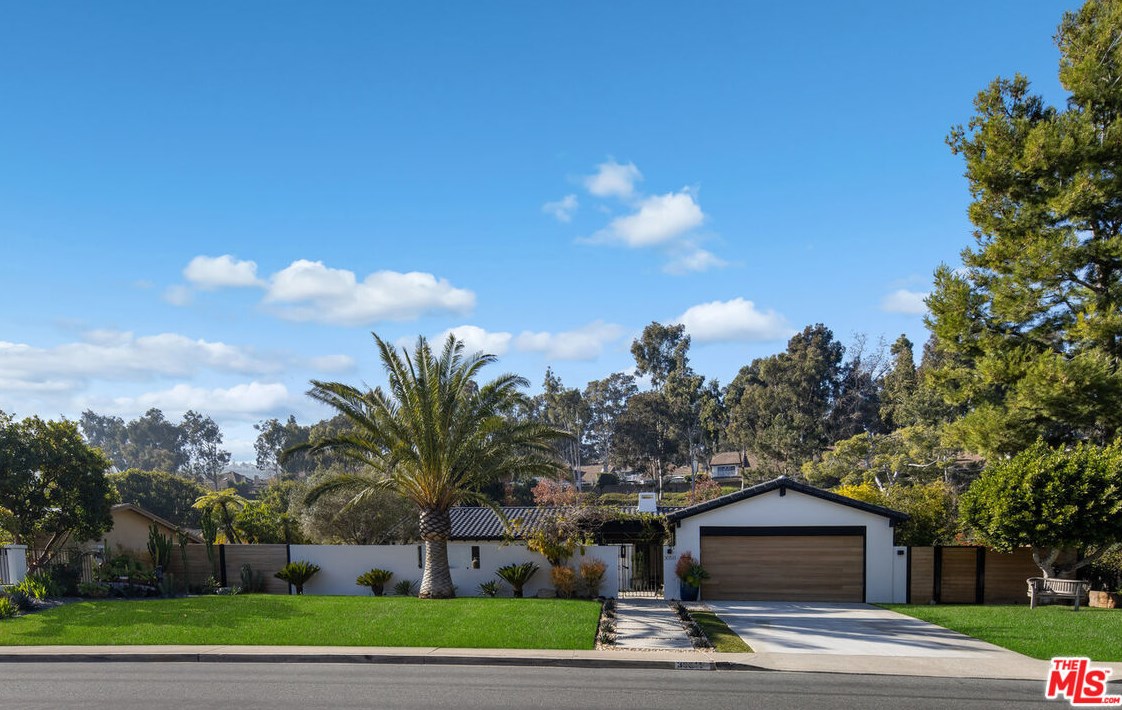 30511 Paseo Del Valle, Laguna Beach CA  92677-2314 exterior