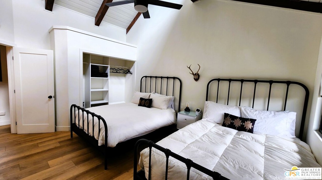 1125 Big Bear Blvd, Big Bear City CA  92314-9277 exterior