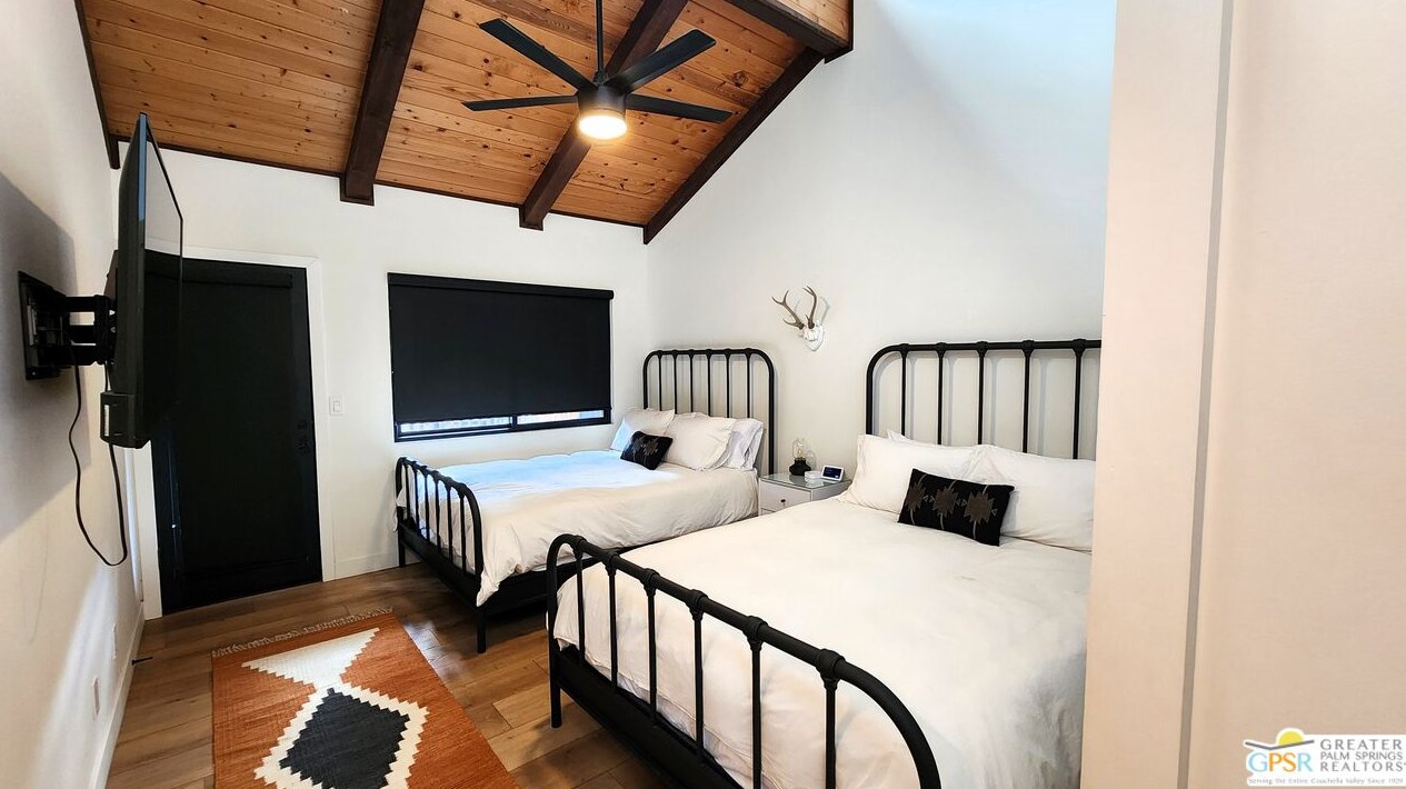 1125 Big Bear Blvd, Big Bear City CA  92314-9277 exterior