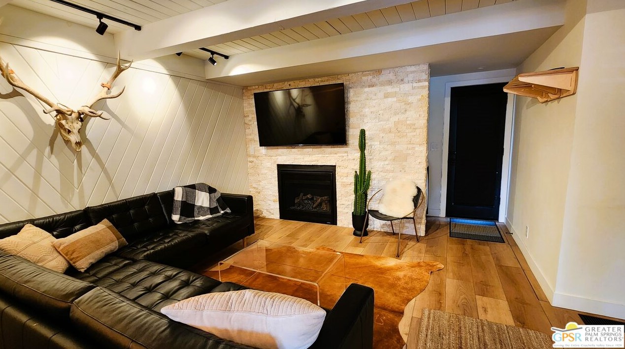 1125 Big Bear Blvd, Big Bear City CA  92314-9277 exterior