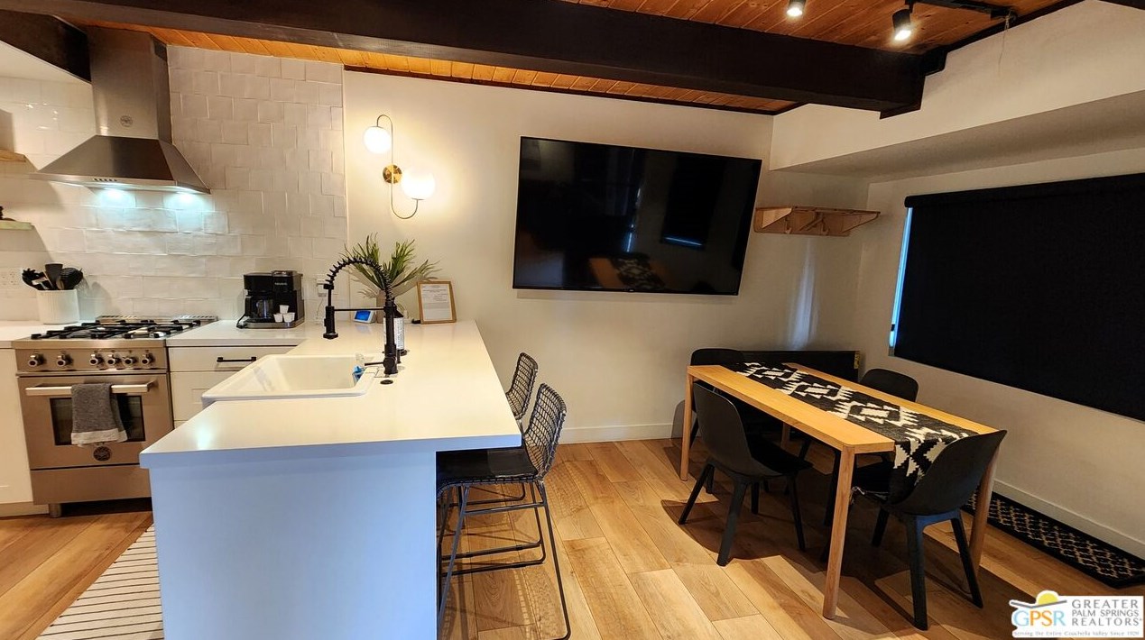 1125 Big Bear Blvd, Big Bear City CA  92314-9277 exterior