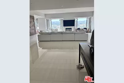 10727 Wilshire Blvd #2002, Los Angeles, CA 90024 - Photo 3