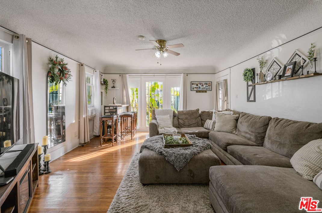 4419 Burns Ave, Los Angeles CA  90029-2702 exterior