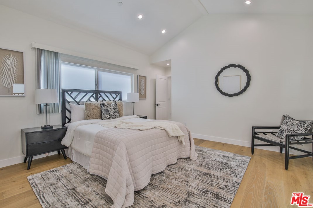 10836 Lawler St, Los Angeles CA  90034-5413 exterior