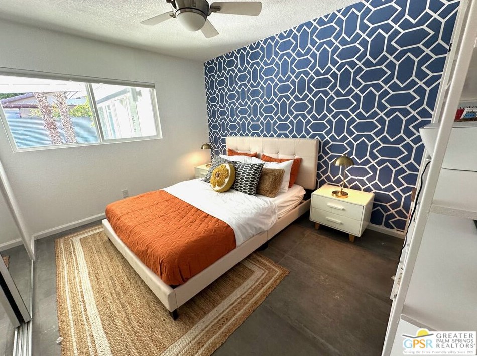 2221 Francis Dr, Palm Springs CA  92262-2553 exterior