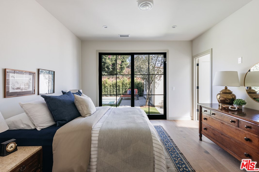3717 Glenfeliz Blvd, Los Angeles CA  90039-1705 exterior