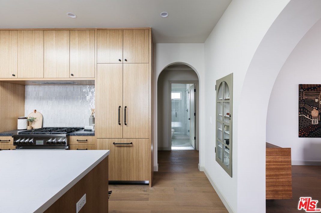 3717 Glenfeliz Blvd, Los Angeles CA  90039-1705 exterior