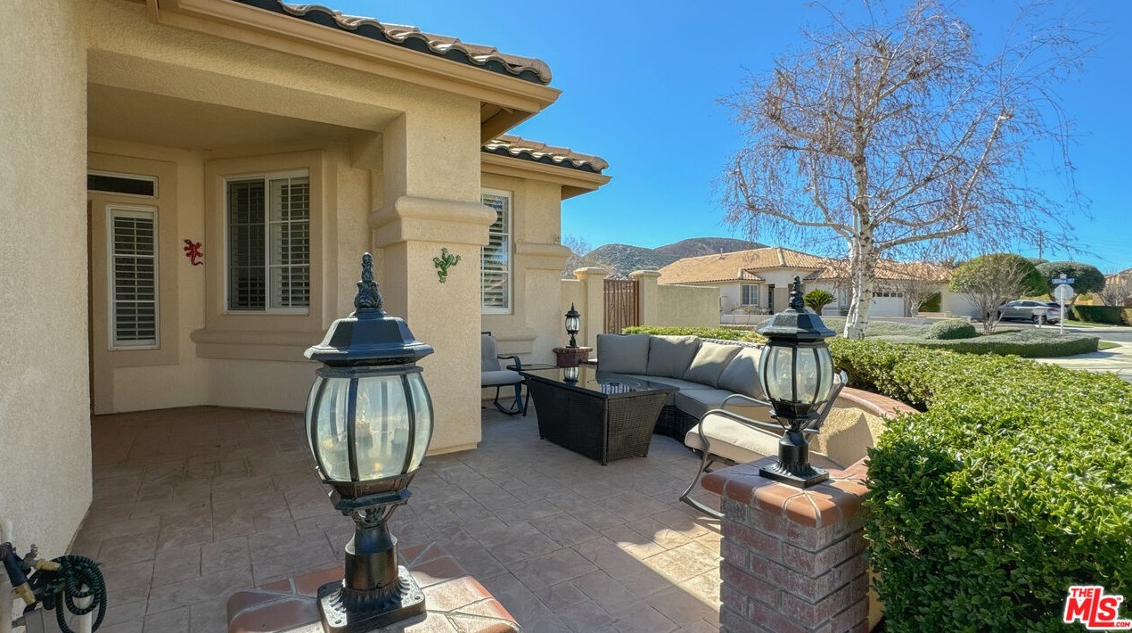 4888 St Croix Way, Banning CA  92220-7118 exterior