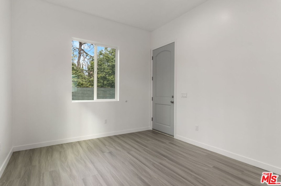 15149 Morrison St, Van Nuys CA  91403-1201 exterior