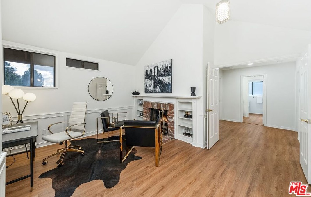 3009 Nicada Dr, Los Angeles CA  90077-2027 exterior