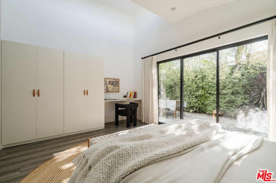 10728 Tabor St, Los Angeles CA  90034-4851 exterior