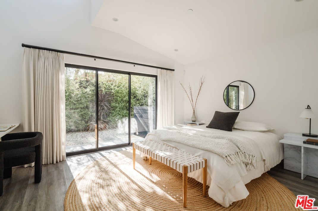 10728 Tabor St, Los Angeles CA  90034-4851 exterior