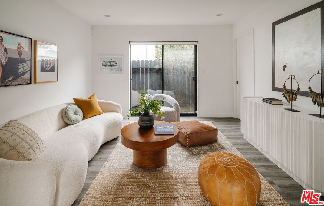 10728 Tabor St, Los Angeles CA  90034-4851 exterior