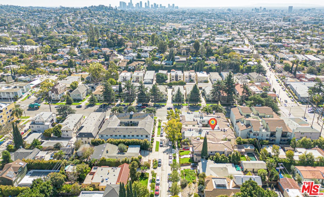 4301 Los Feliz Blvd, Los Angeles CA  90027-2264 exterior