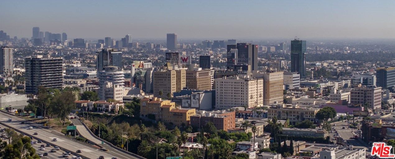 2111 Cahuenga Blvd, Los Angeles CA  90068-2707 exterior