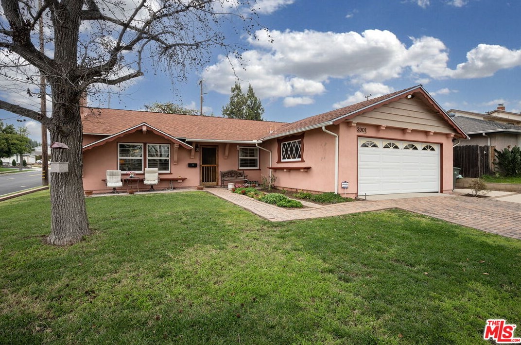 2001 Topaz Ave, La Habra CA  90631-4245 exterior