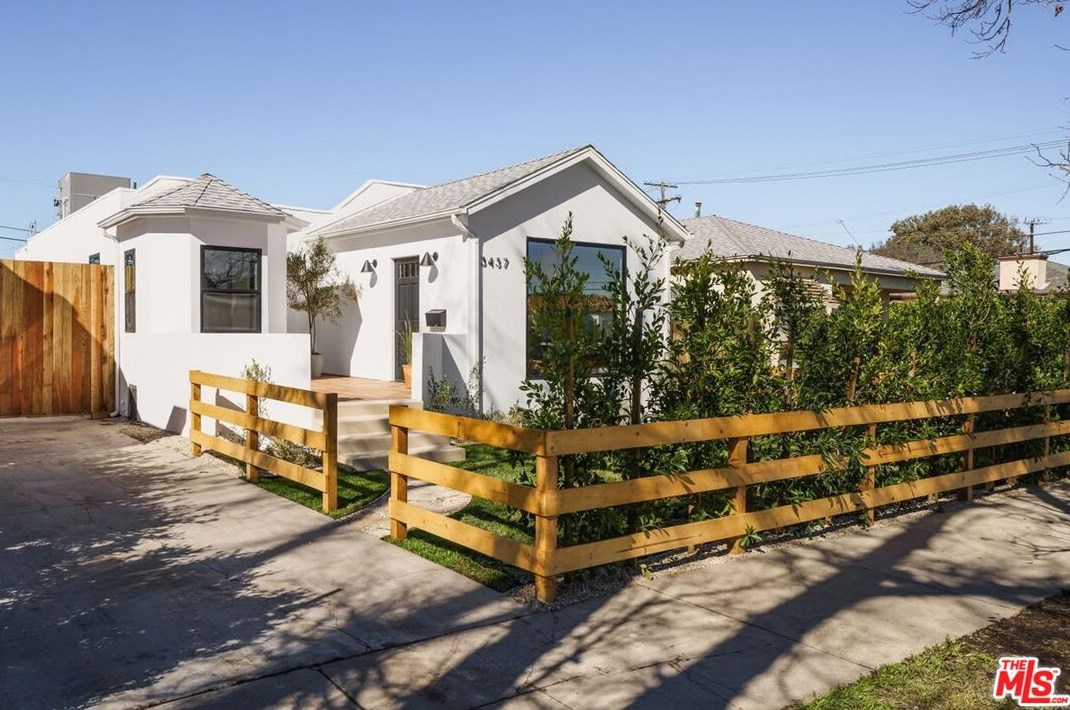 3437 Somerset Dr, Los Angeles CA  90016-4805 exterior