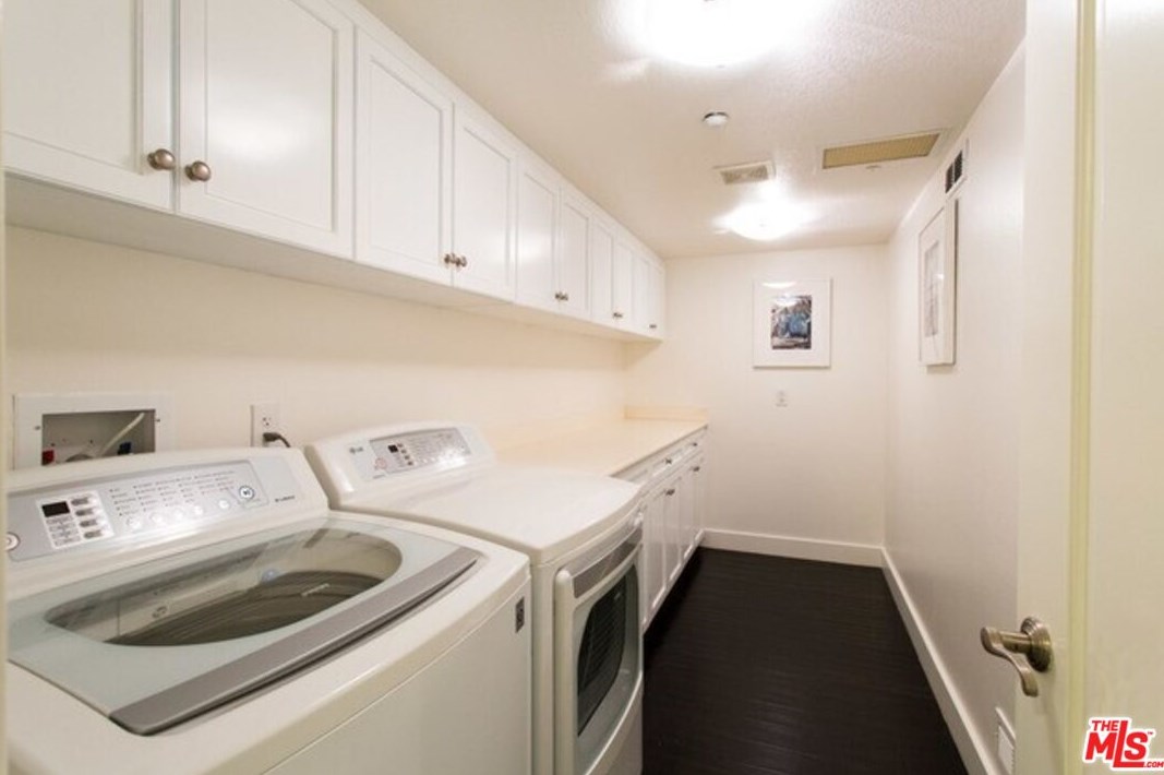 6011 Dawn Crk, Los Angeles CA  90094-2389 exterior