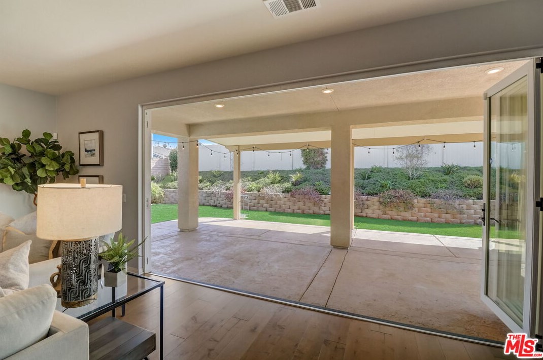 617 Lehner Ave, Escondido CA  92026-1511 exterior