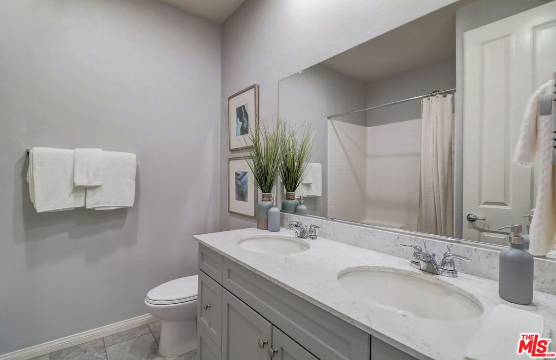 617 Lehner Ave, Escondido CA  92026-1511 exterior