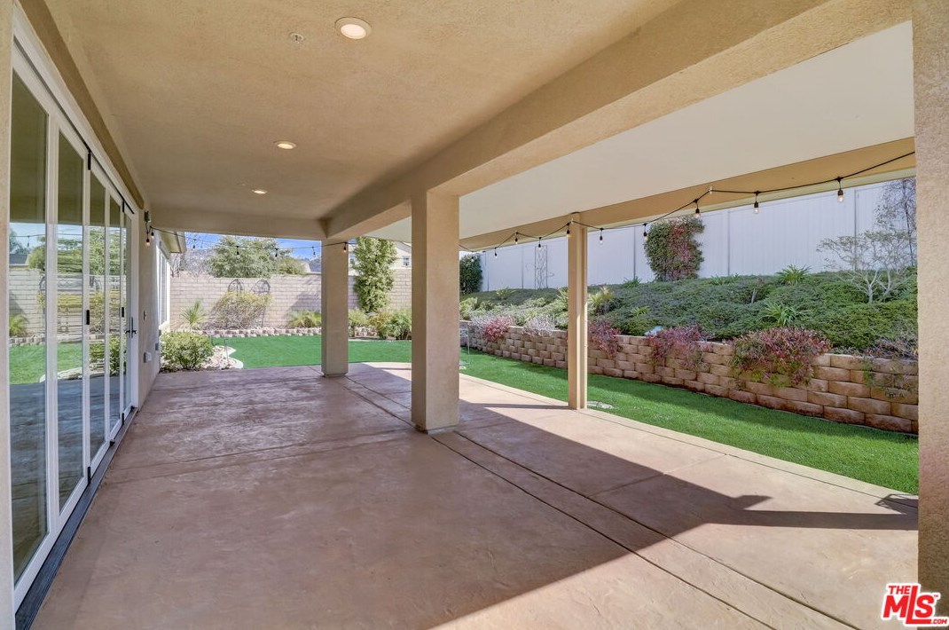 617 Lehner Ave, Escondido CA  92026-1511 exterior