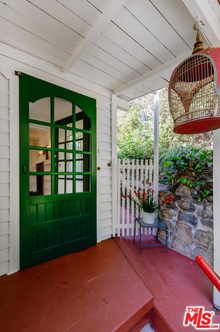 2004 Pinehurst Rd, Los Angeles CA  90068-3732 exterior