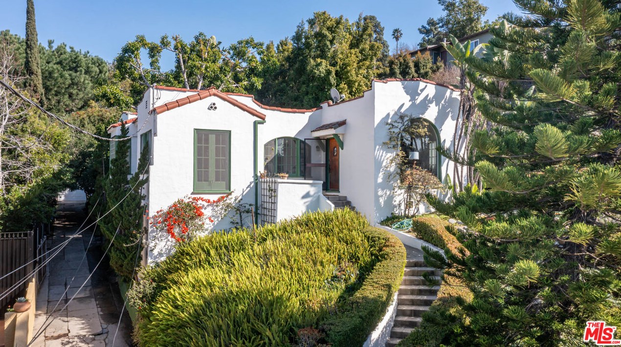 2380 Teviot St, Los Angeles CA  90039-3683 exterior