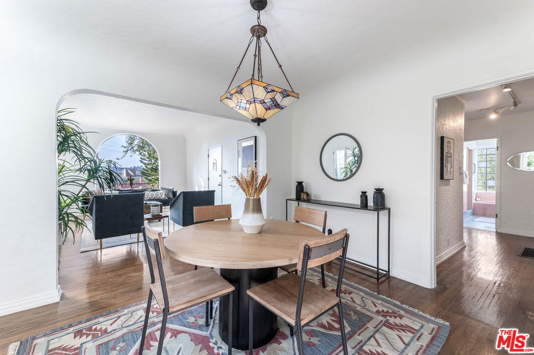 2380 Teviot St, Los Angeles CA  90039-3683 exterior