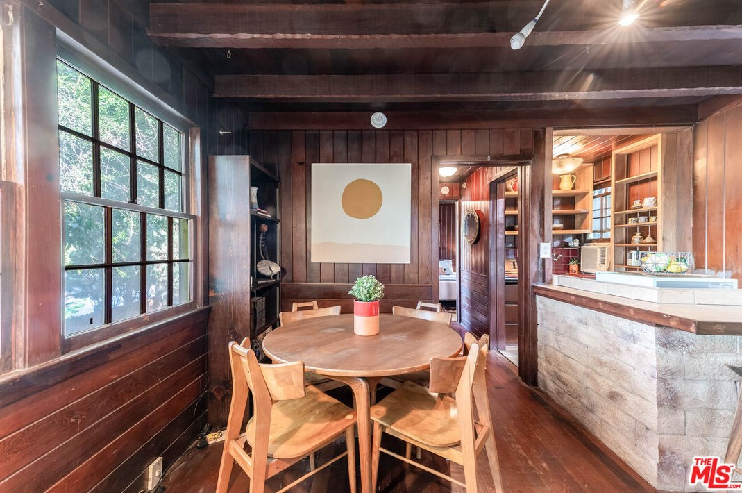 2380 Teviot St, Los Angeles CA  90039-3683 exterior