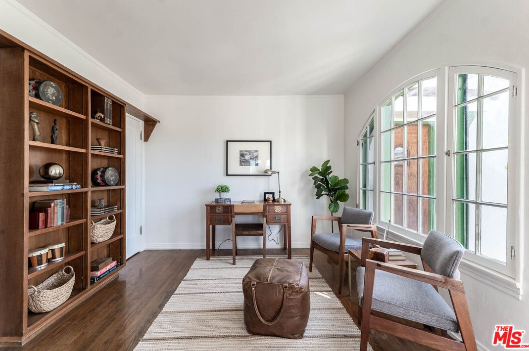 2380 Teviot St, Los Angeles CA  90039-3683 exterior