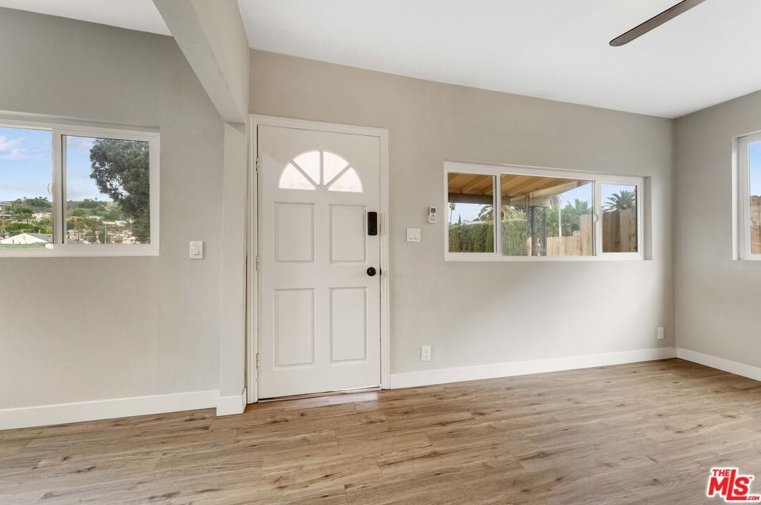 5162 Oakland St, Los Angeles CA  90032-2334 exterior